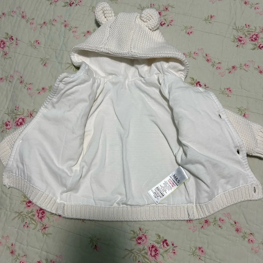 M&S ivory knit sweater size 0-3 months - Picture 2 of 5